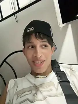 Group Handsome_boys69 on StripChat