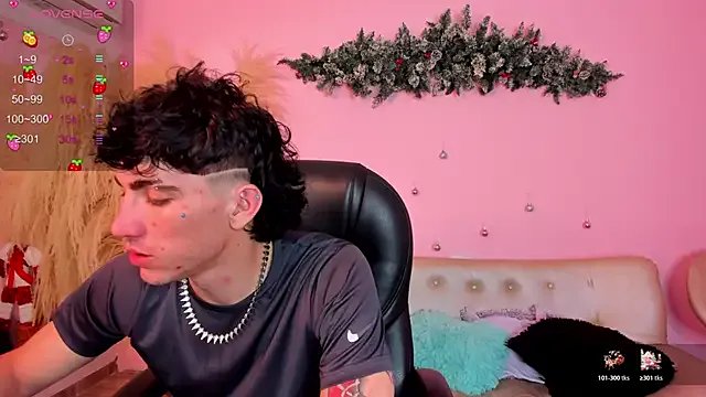 Freechat Handsomeboyss19 on StripChat