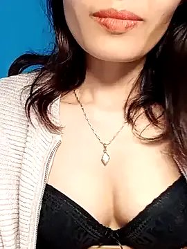 Freechat Hinna_x on StripChat