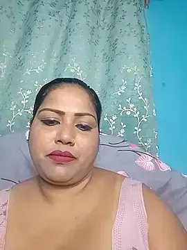 Freechat hornypriya696 on StripChat