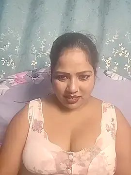 Freechat hornypriya696 on StripChat
