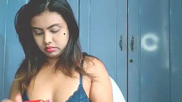Freechat Indian_GlowingMiax on StripChat