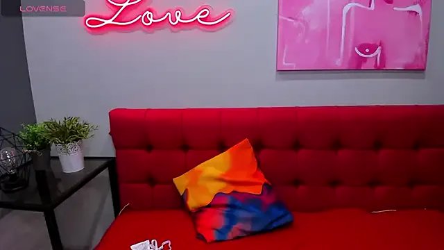 Freechat Inna_Lovely on StripChat