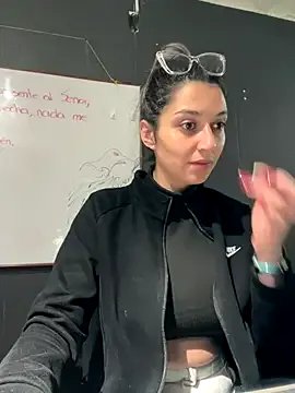 Freechat Isabella_Varella on StripChat