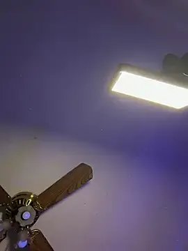 Freechat Jennysbakery on StripChat