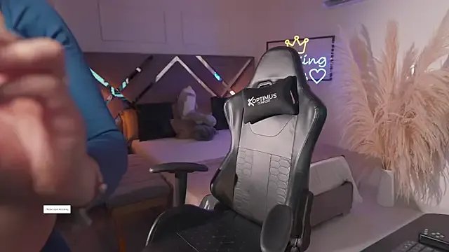 Freechat KateOwens on StripChat