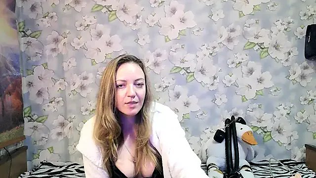 Freechat KattyLuuu on StripChat