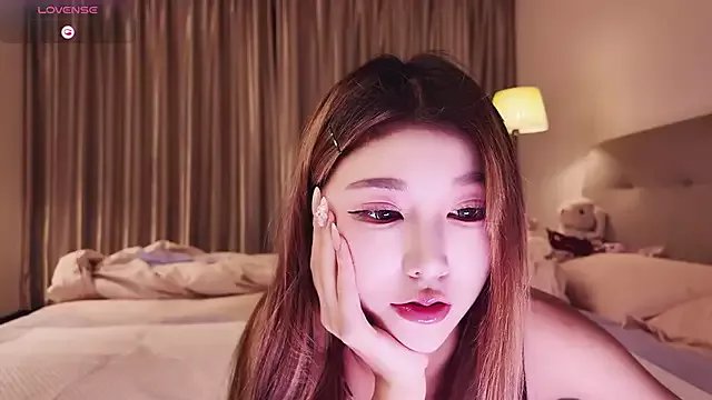 Kiki--2025 on StripChat 