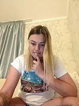 Freechat KrissSexi on StripChat