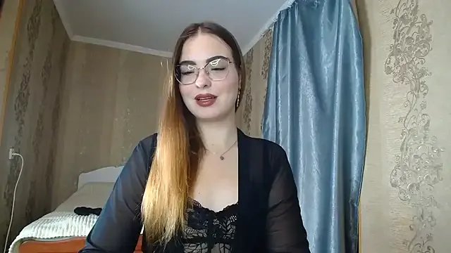 Freechat Leila_Kissyu on StripChat