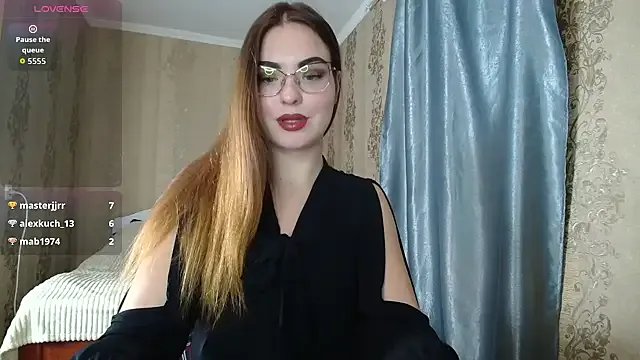 Freechat Leila_Kissyu on StripChat