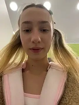 Freechat Lia__Love on StripChat