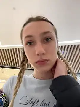 Freechat Lia__Love on StripChat