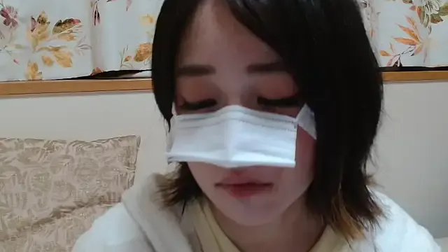 liliyRiSAcha-n on StripChat 