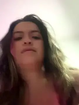 Little__Danni1 on StripChat 