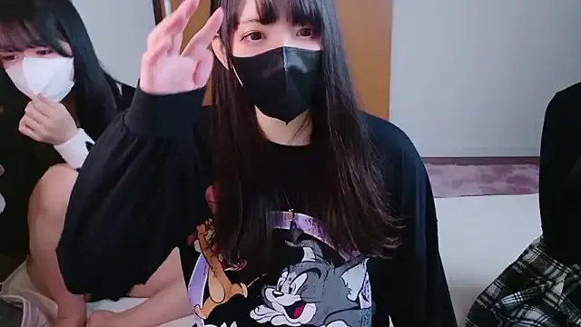 Group maataaan on StripChat