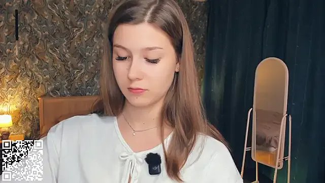 Freechat MondoNeko on StripChat