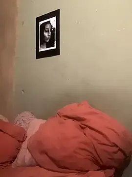 Moorella1 on StripChat 