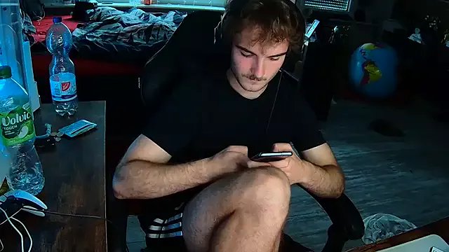 Freechat Rudi2007Eye on StripChat