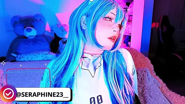 Freechat seraphine23 on StripChat