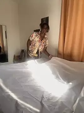 Freechat t-Booty_risky_ on StripChat