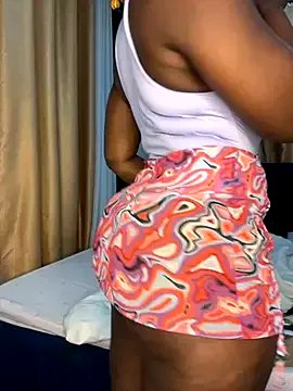 Freechat t-Booty_risky_ on StripChat