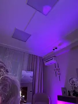 Freechat TeaseKitten on StripChat