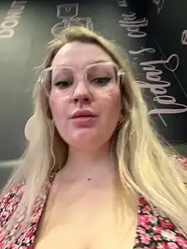 Freechat Teya_moon_ on StripChat