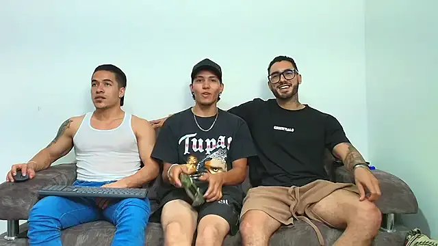 Freechat thebadboys05 on StripChat