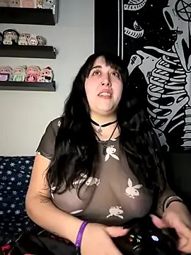 Freechat ThicBunz on StripChat