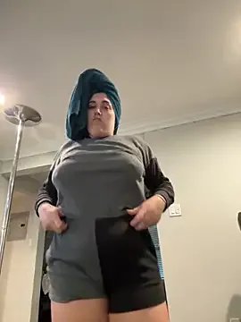 Freechat ThicBunz on StripChat