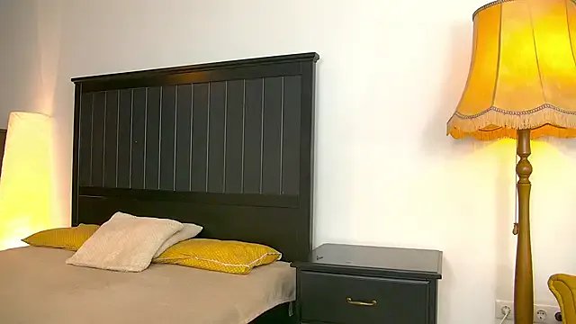 Yanira_Muslim — Toy Control 5 min