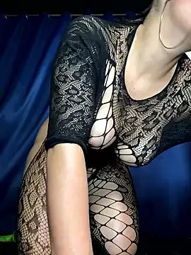 Freechat zui_lu on StripChat