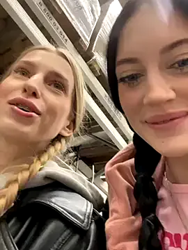 Naked Room Melissa_crazy 