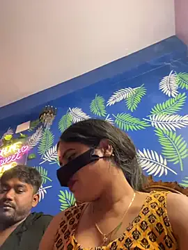 V-Hot-Sweti from StripChat is Freechat